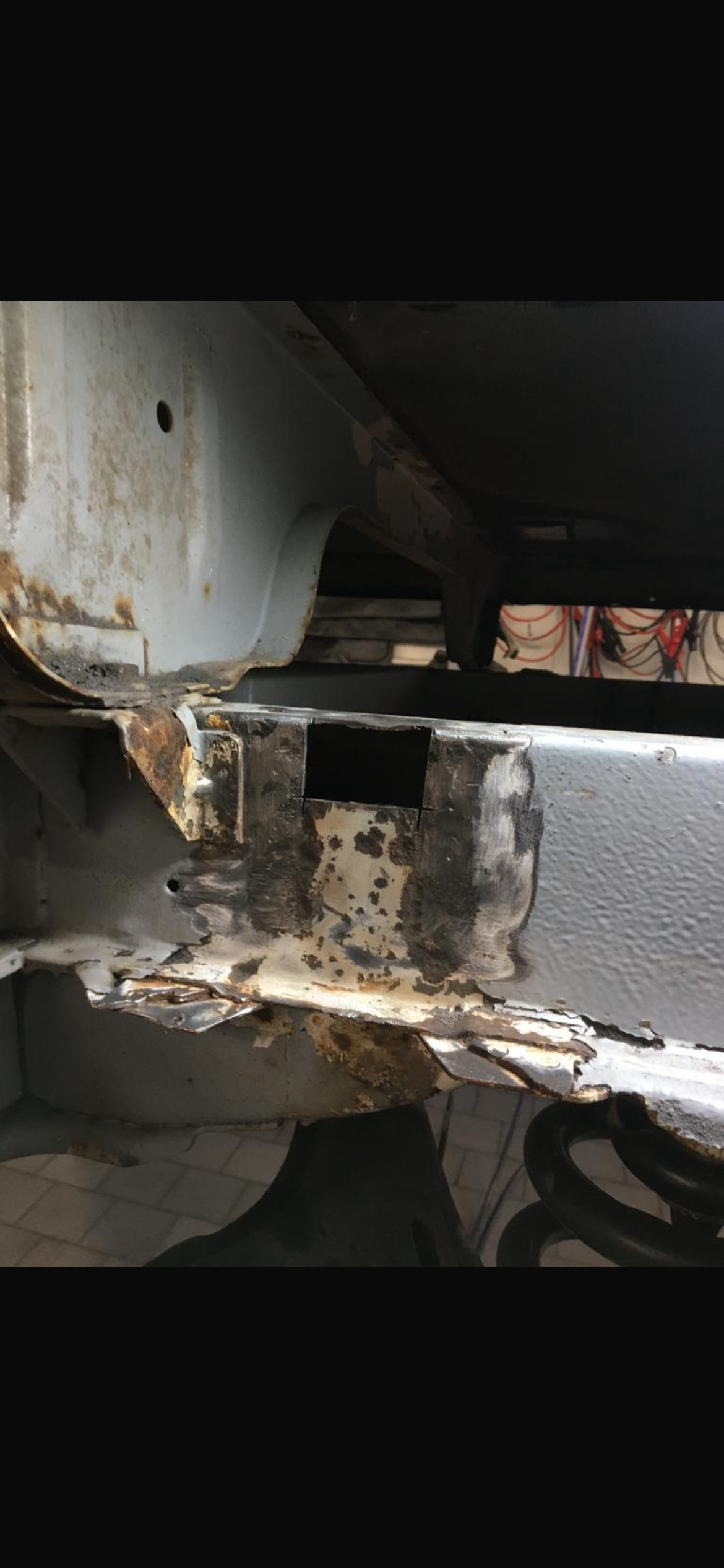 VW T4 Stoßdämpferaufnahme Doka/Pritsche als Set - Nachbau kein Originalteil