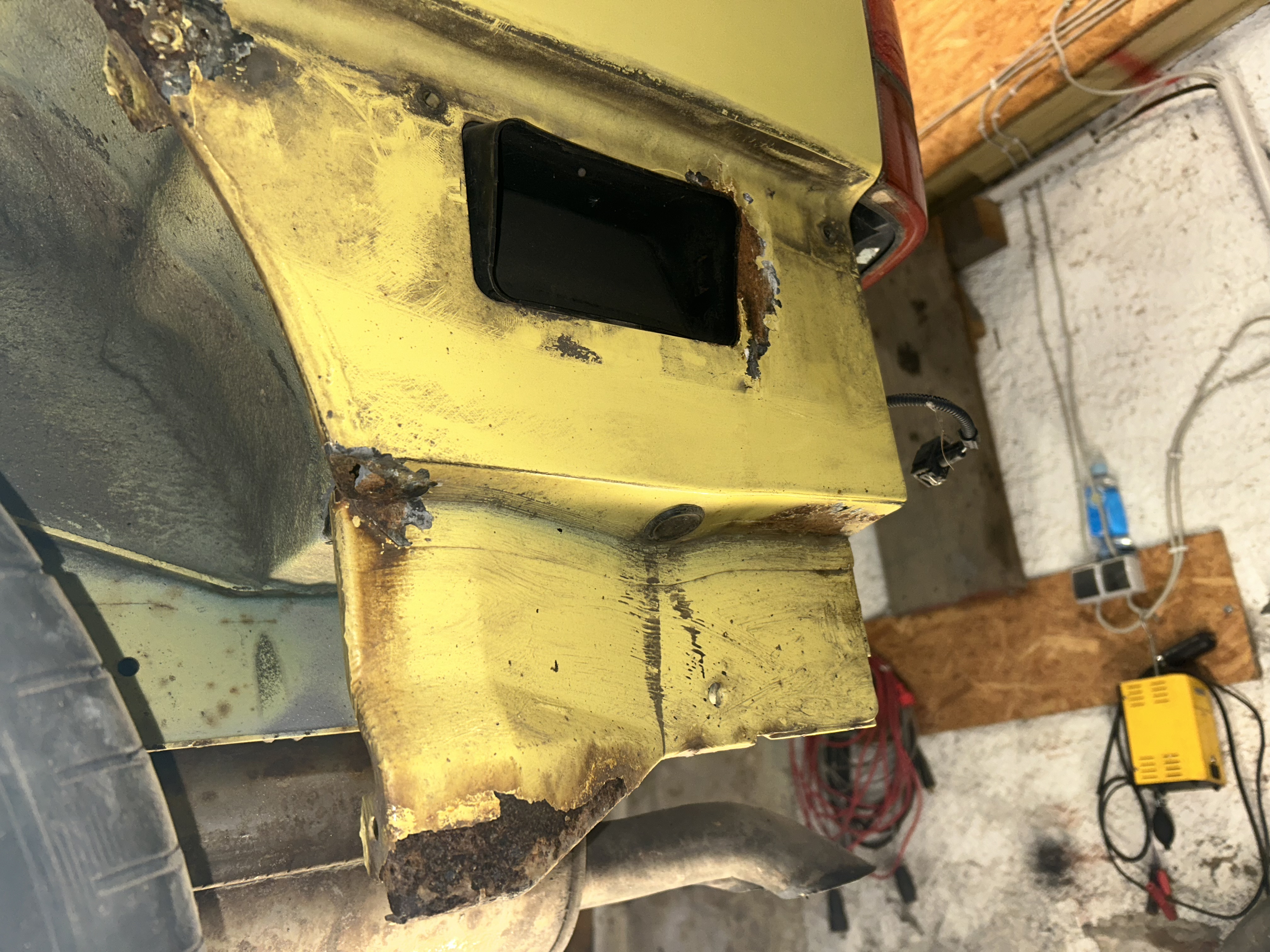 VW T4 Stoßstangenhalter Reparaturblech für Hinterachse links Endspitze D Säule- Nachbau kein Originalteil