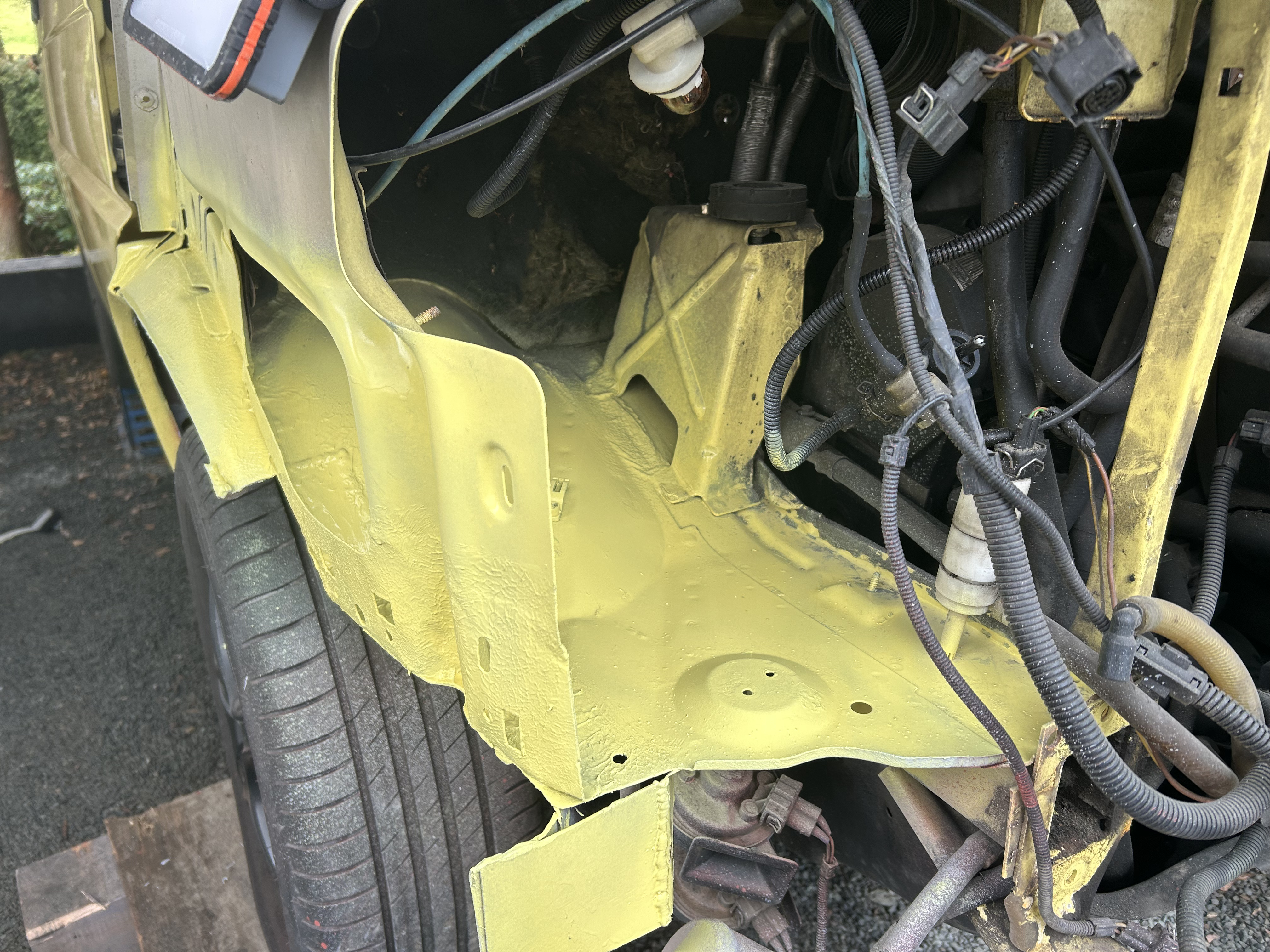 VW T4 Radhausschale vorn Reparaturblech , Dieselfilterblech Beifahrerseite ab 1996- Nachbau kein Originalteil