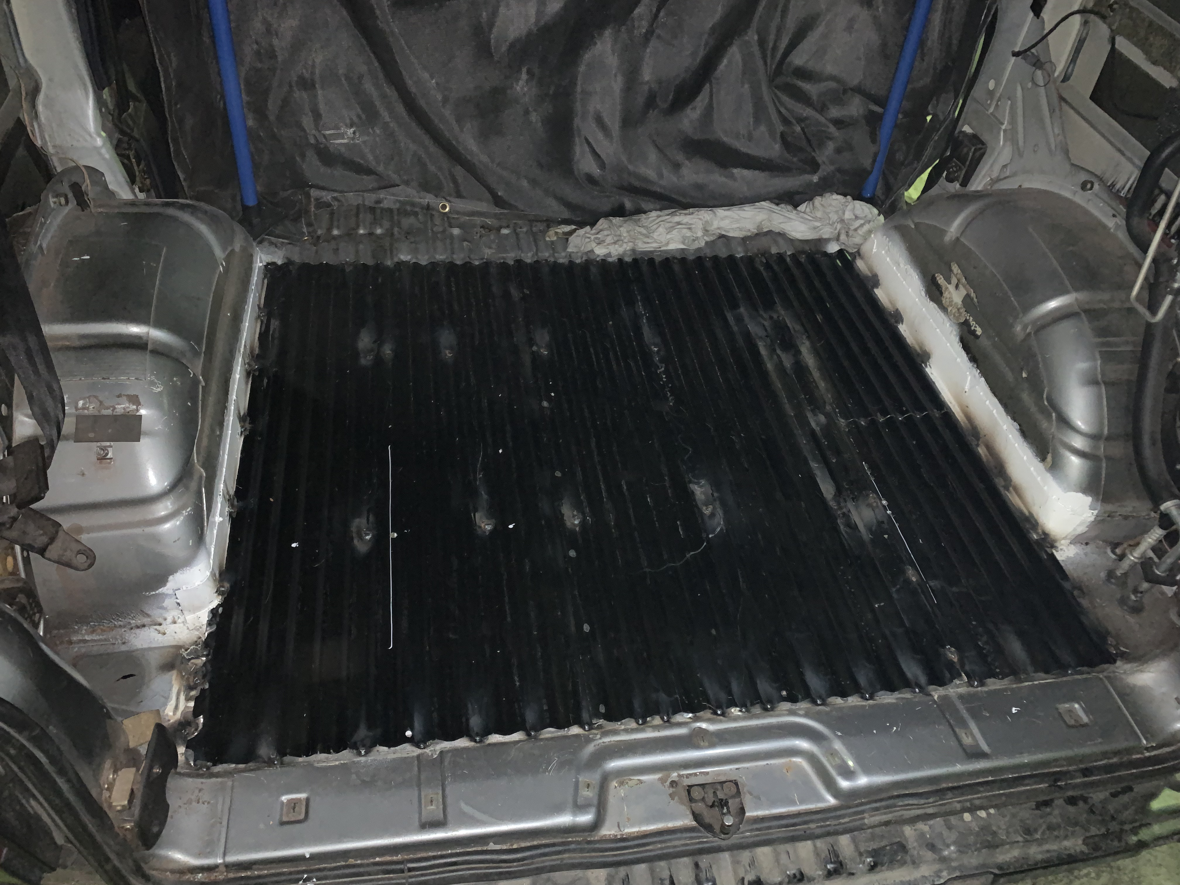 VW T4 Federaufnahme Federteller links - Nachbau kein Originalteil