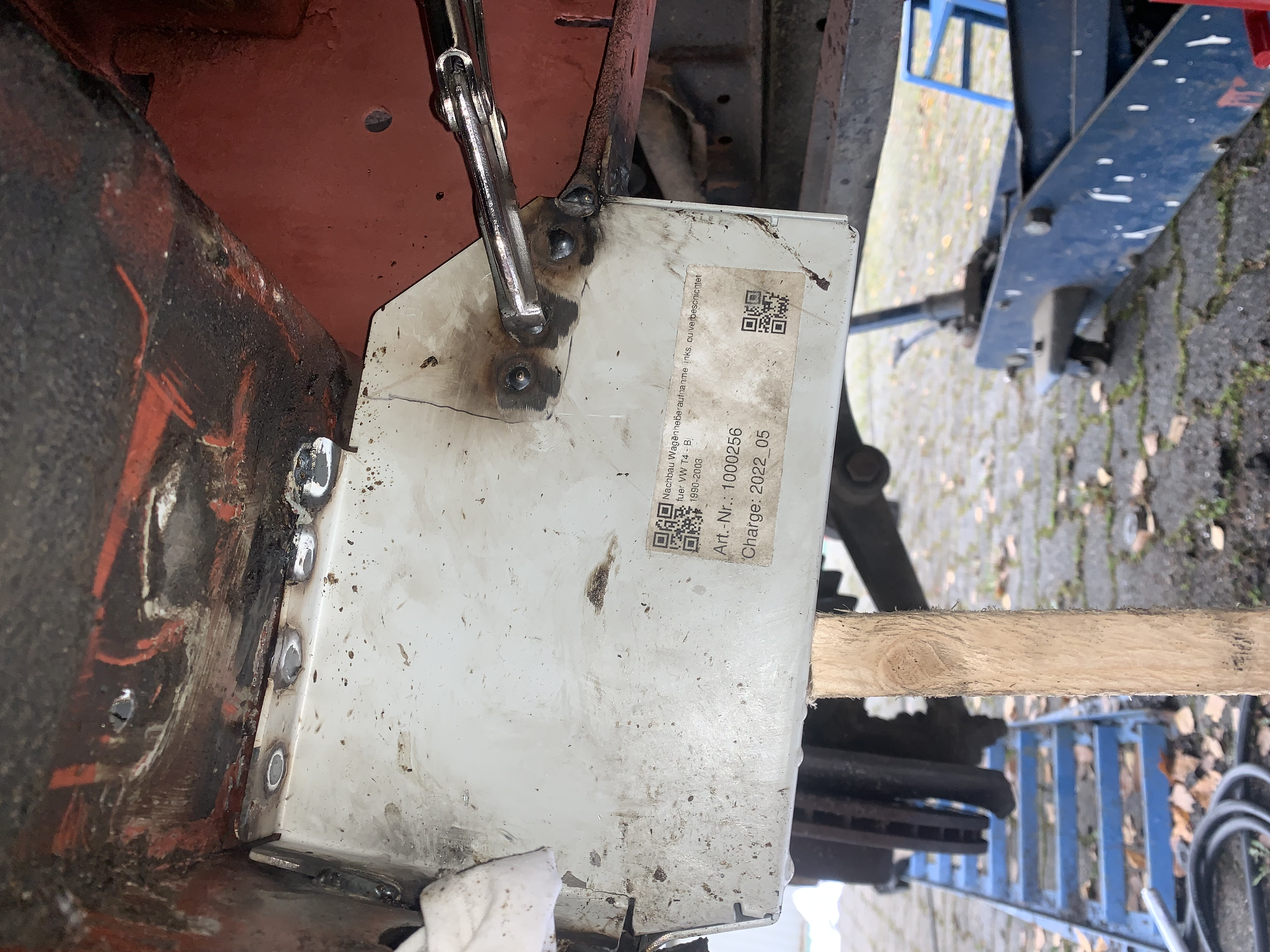VW T4 Wagenheberaufnahme links - Nachbau kein Originalteil