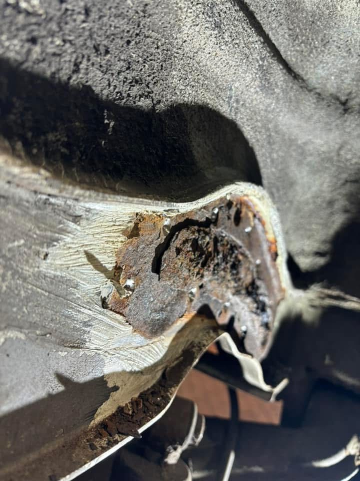 VW T4 1 Paar Verstärkungsbleche Stoßdämpfer hinten als Set links und rechts Version 1 (gerade) - Nachbau kein Originalteil